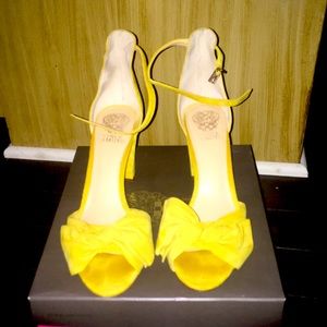 Vince Camuto Carrelen